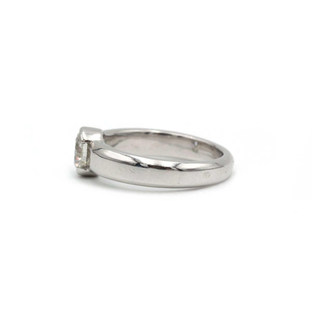 Ring - White Gold And Diamond-photo-3