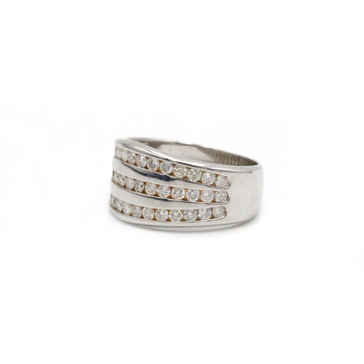 Ring - White Gold And Diamonds-photo-1