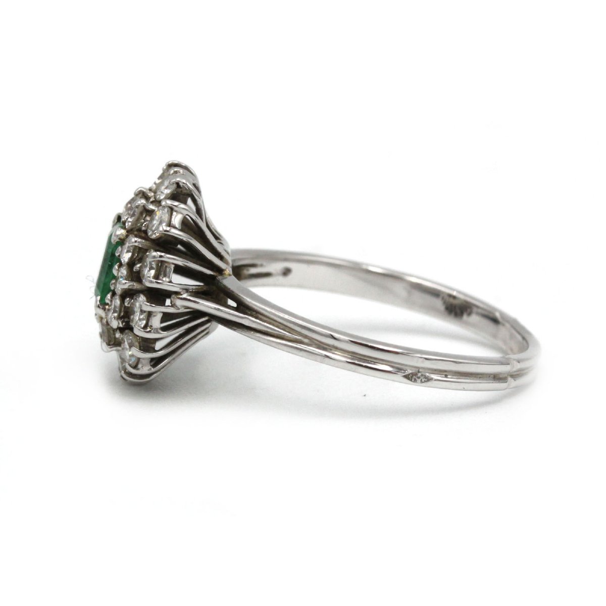 Bague marguerite - Or blanc 18k, diamants et émeraude-photo-4