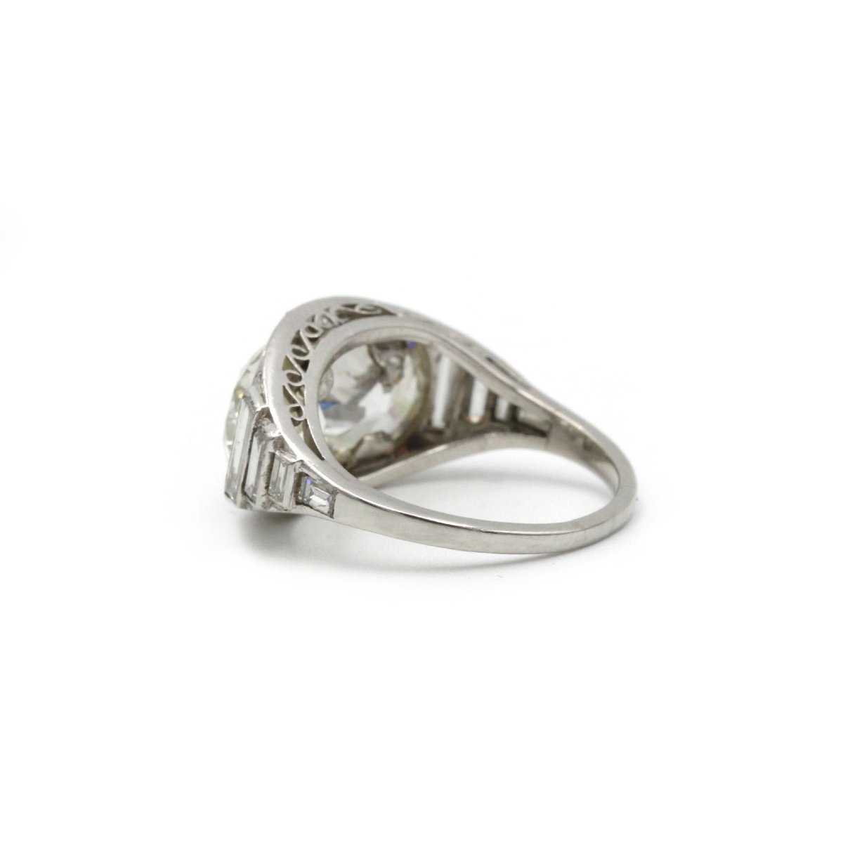 Art Deco Ring - Platinum And Diamonds-photo-4