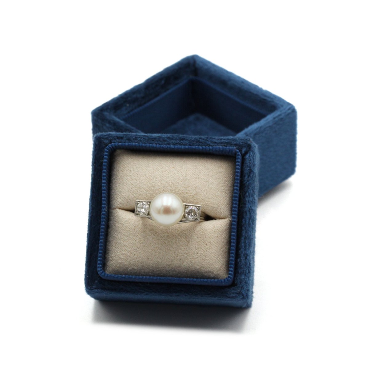 Bague art deco - Platine, diamants et perle-photo-3