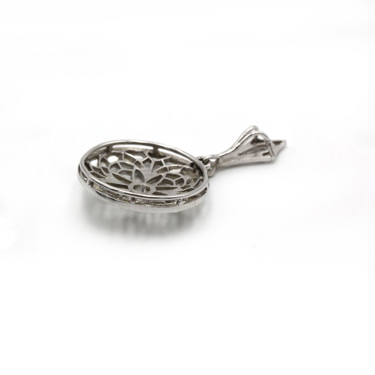 Art Deco Pendant - Platinum And Diamonds-photo-2
