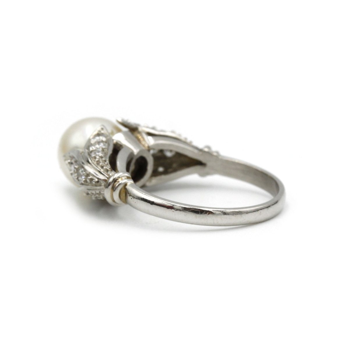 Belle époque Ring In 18k White Gold Set With Pearl And Diamonds-photo-4