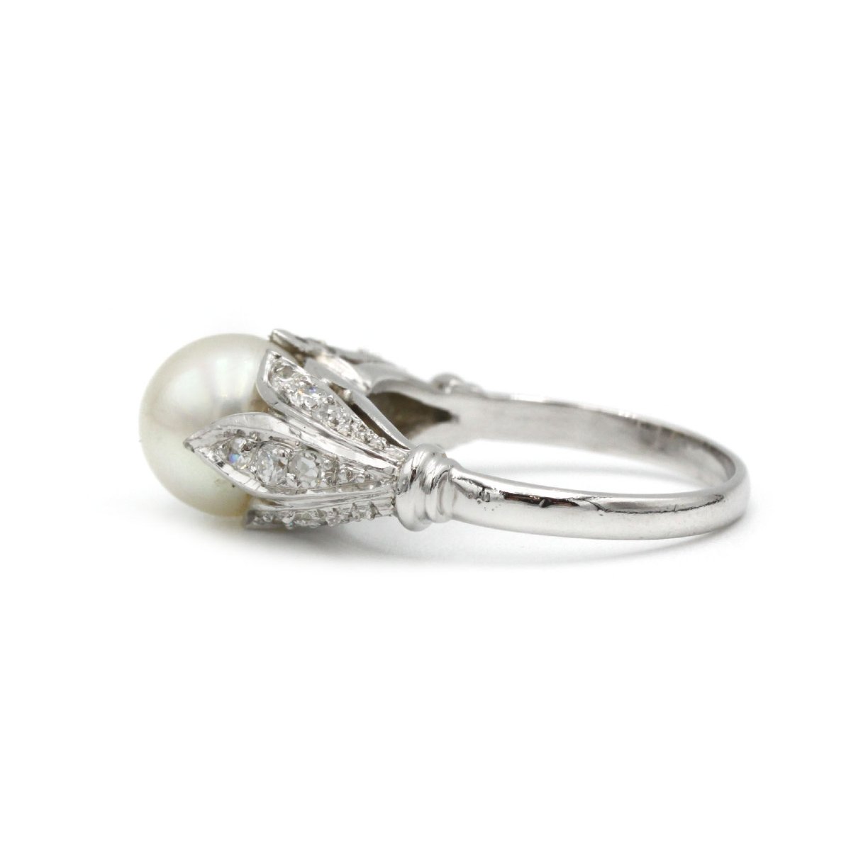 Belle époque Ring In 18k White Gold Set With Pearl And Diamonds-photo-2