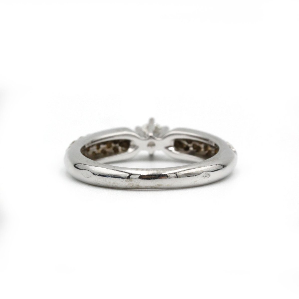 Ring - White Gold And Diamonds-photo-2