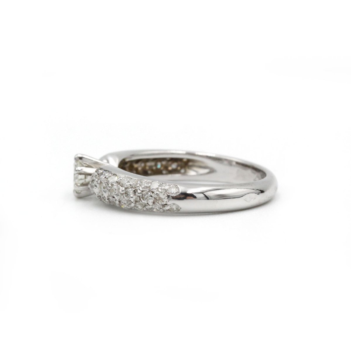 Ring - White Gold And Diamonds-photo-4