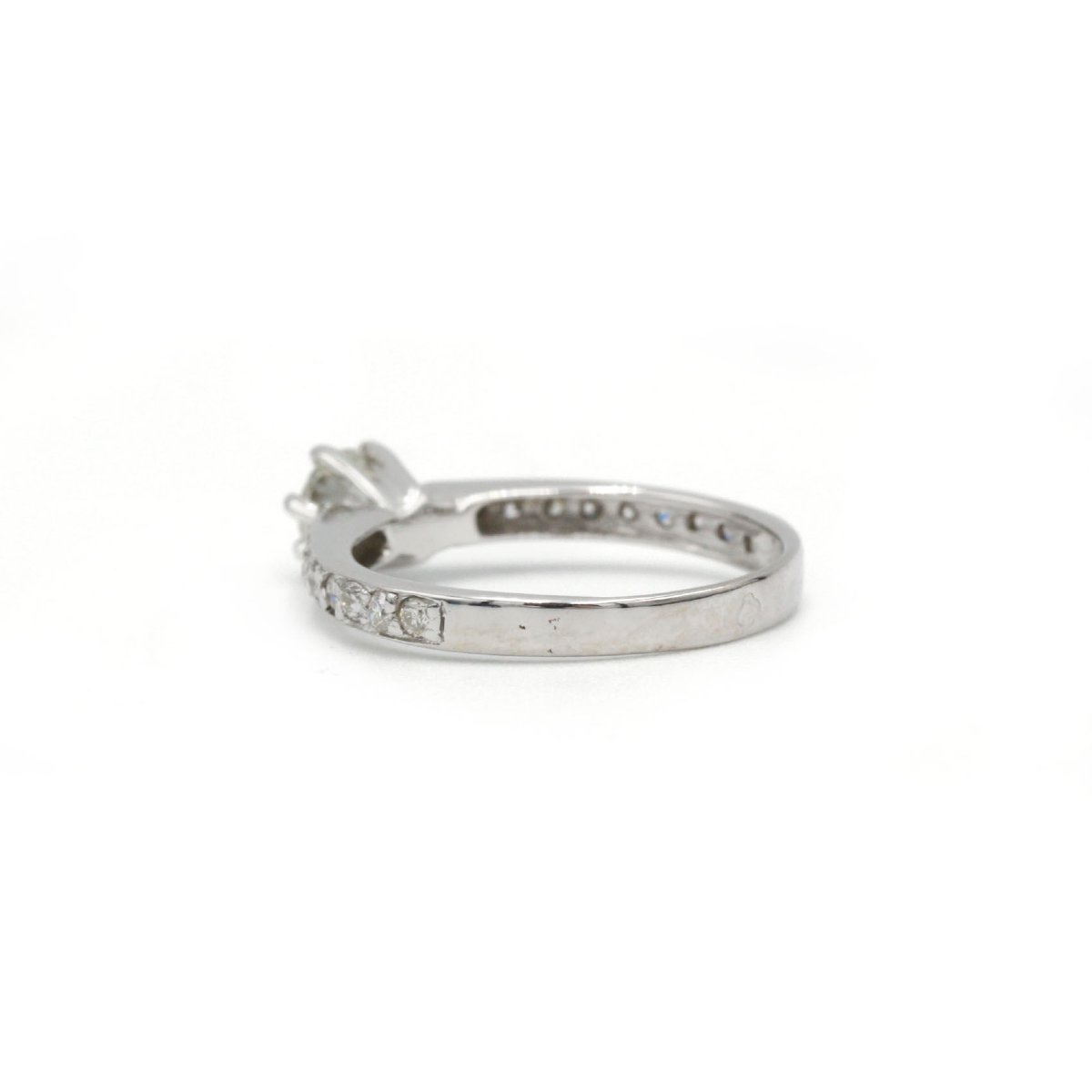 Ring - White Gold And Diamonds-photo-2