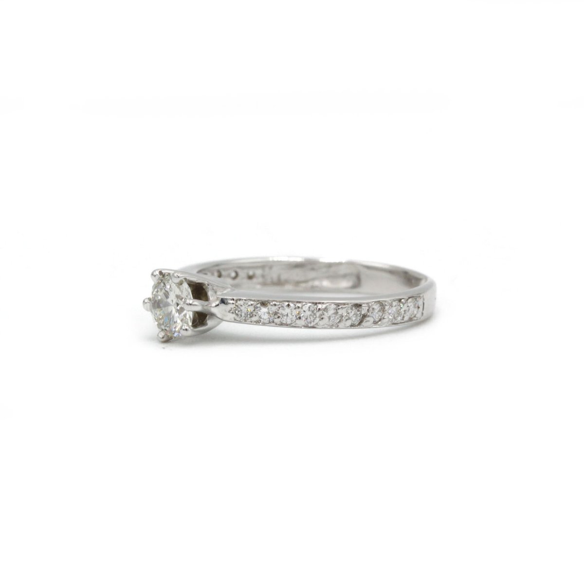 Ring - White Gold And Diamonds-photo-4