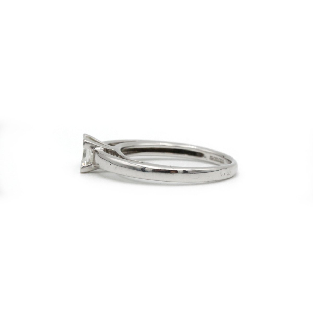 Solitaire - White Gold And Diamond-photo-1