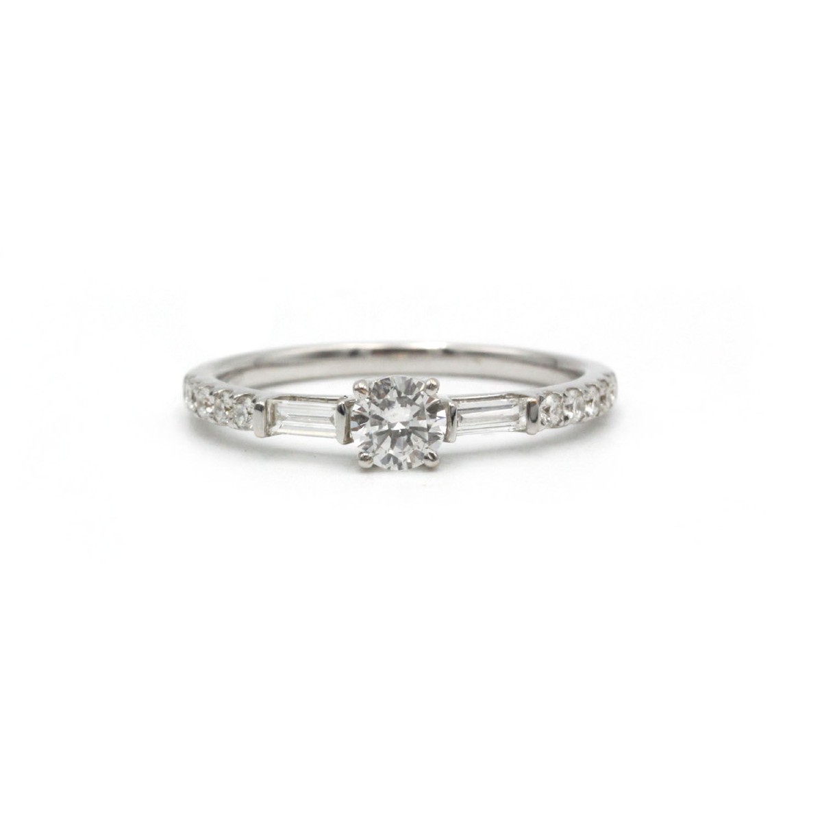 Ring - White Gold And Diamonds