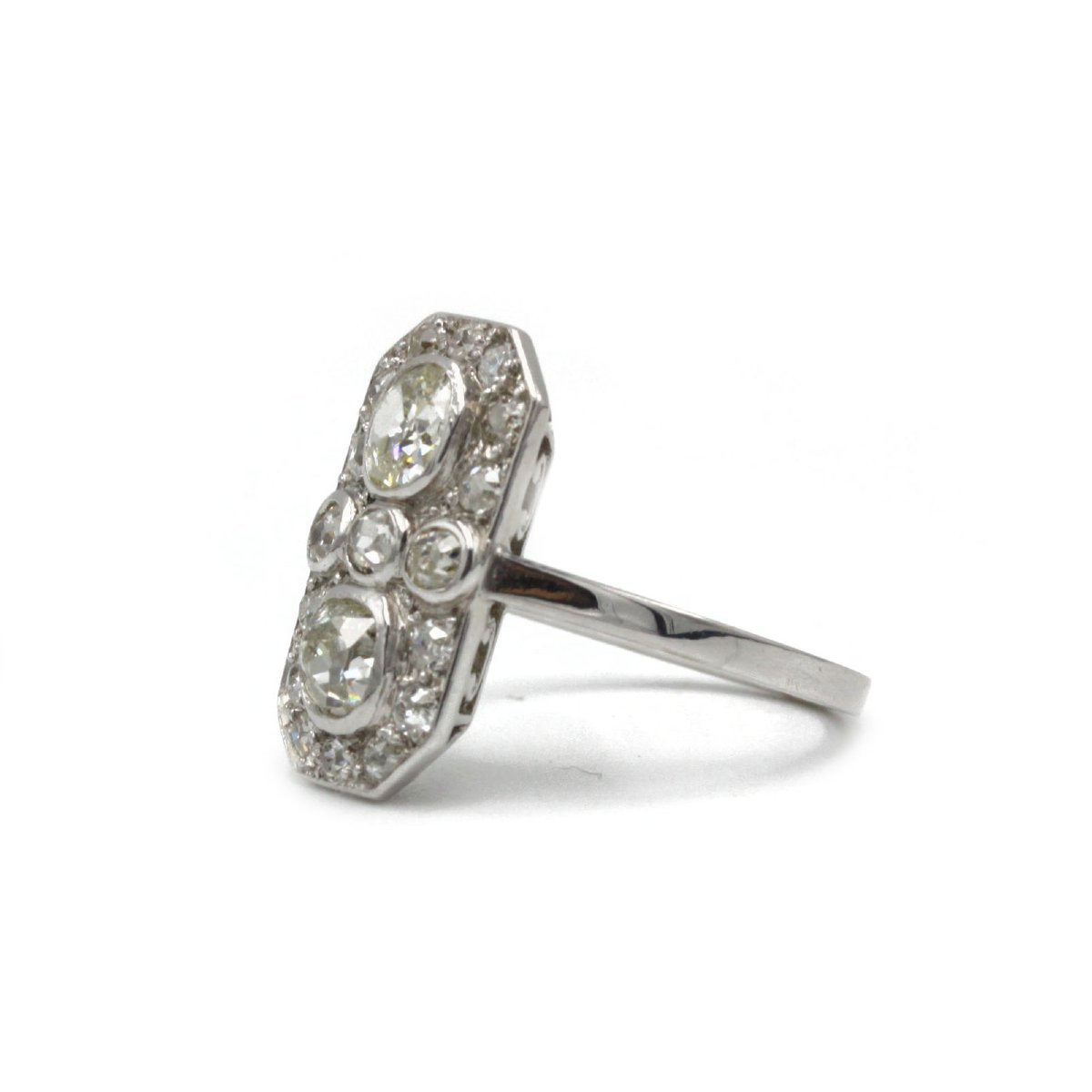 Art Deco Platinum Ring With Old-cut Diamonds -photo-2