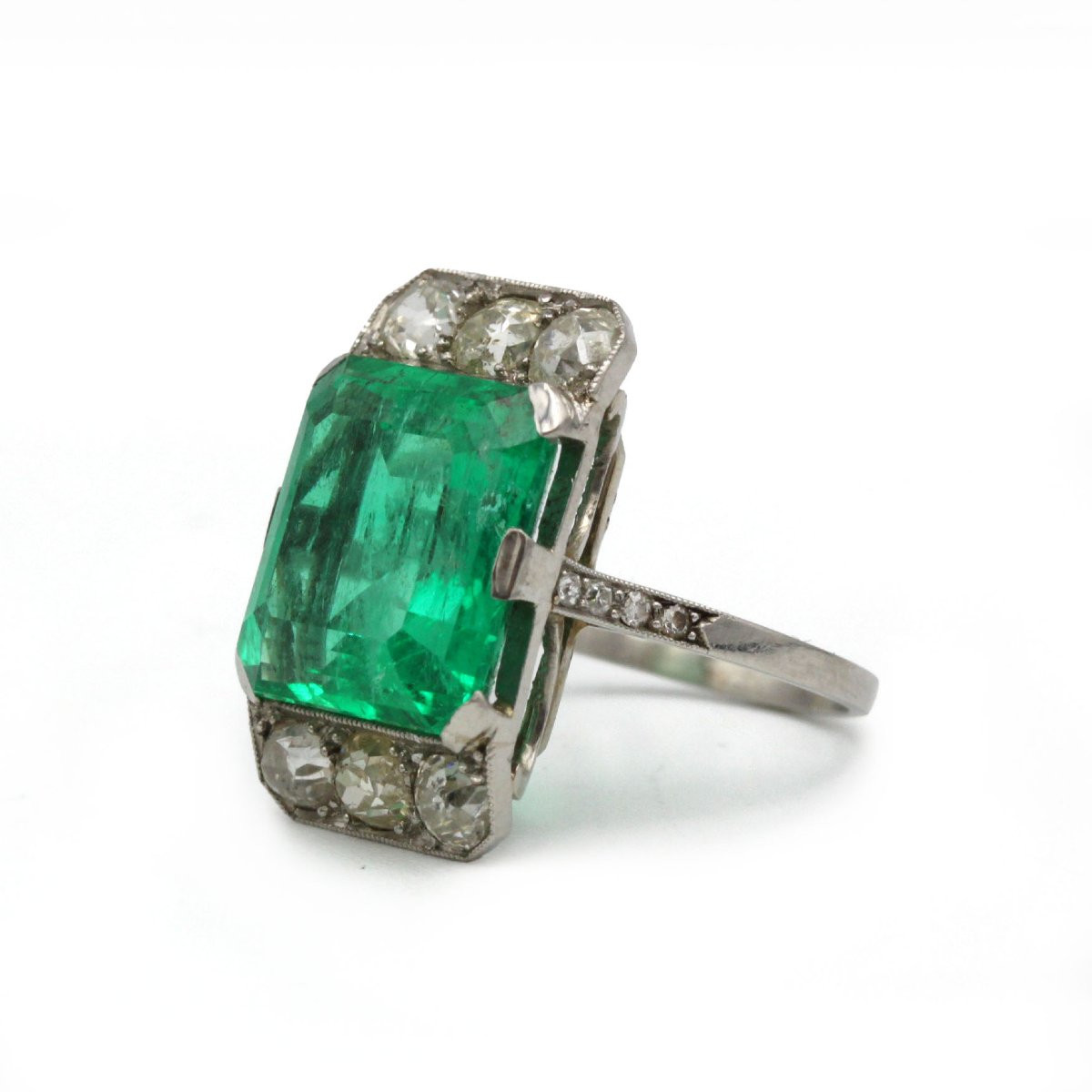 Art Deco Ring - 7.99 Carat Colombian Emerald On Gold And Platinum-photo-2