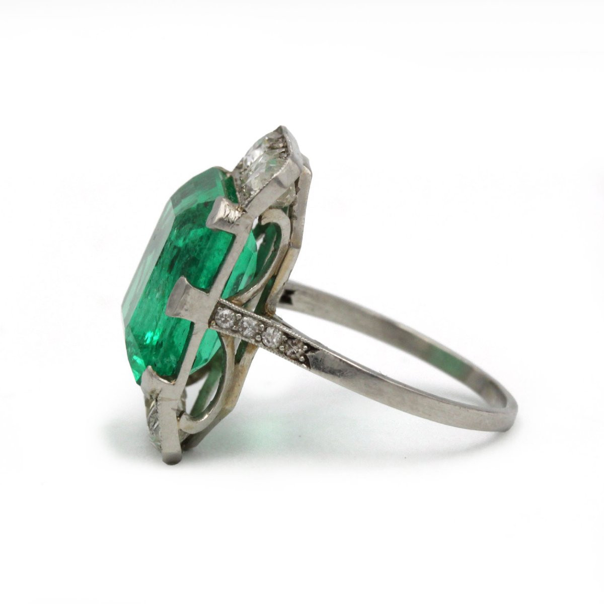 Art Deco Ring - 7.99 Carat Colombian Emerald On Gold And Platinum-photo-3