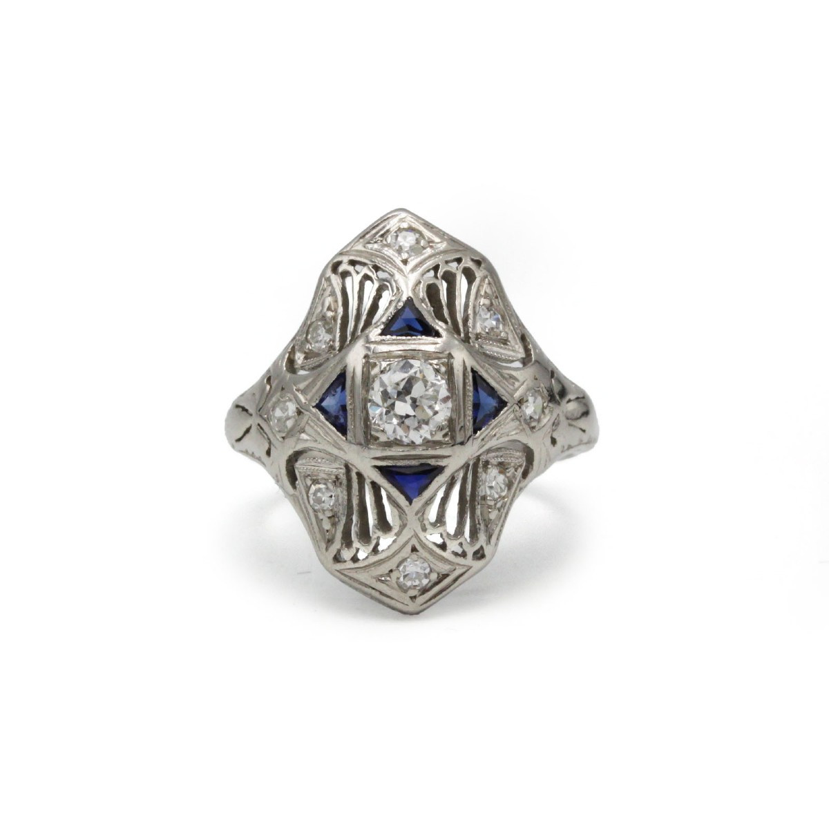 Art Deco Ring In Platinum, Diamonds And Sapphires   