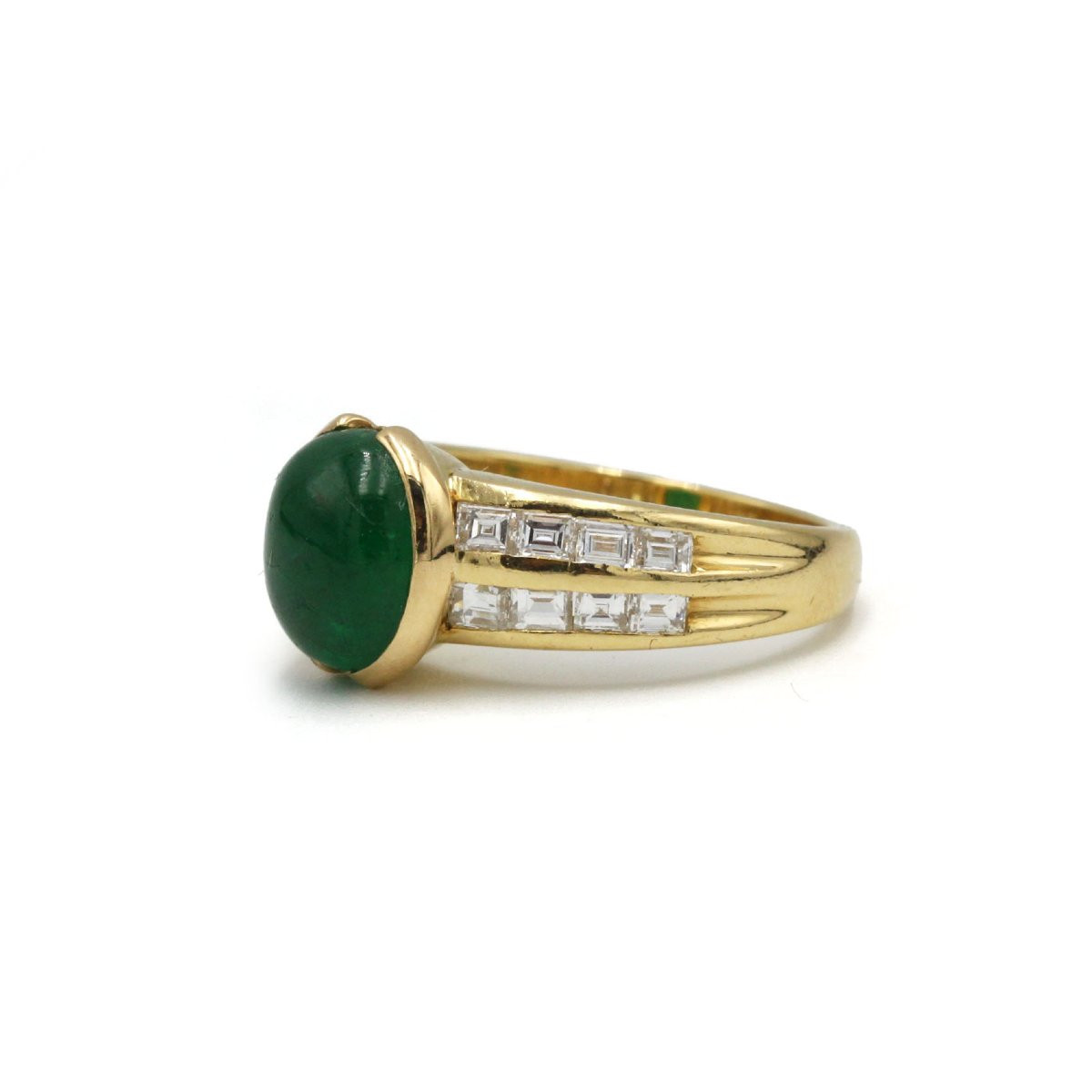 Yellow Gold Ring With Square Diamonds And Cabochon Emerald-photo-2