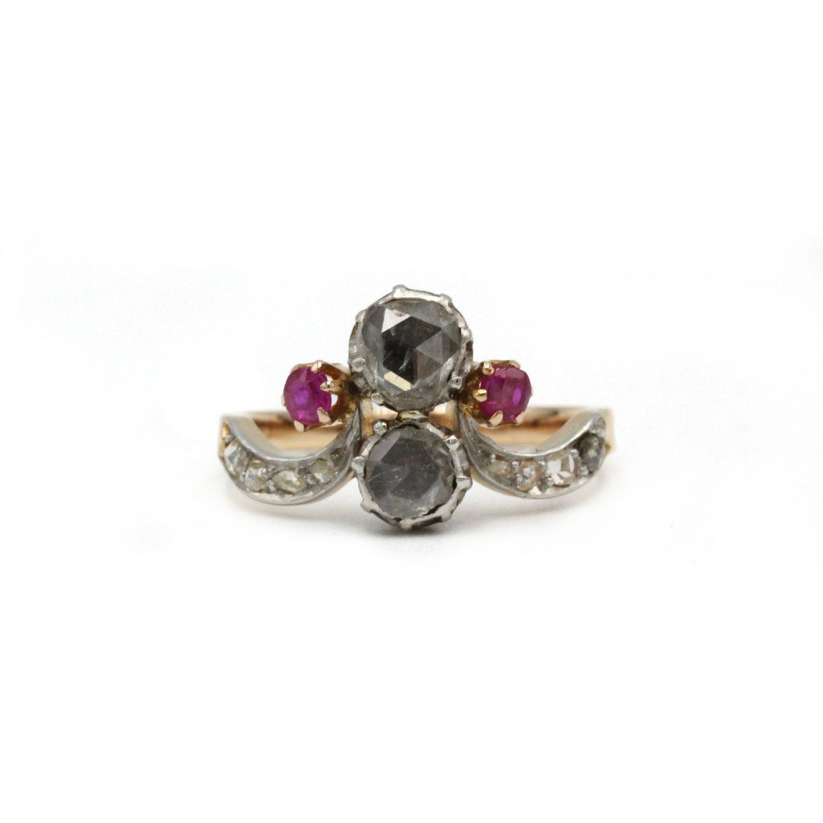 Duchess Ring In 18k Gold With Rose-cut Diamonds And Rubies-photo-2