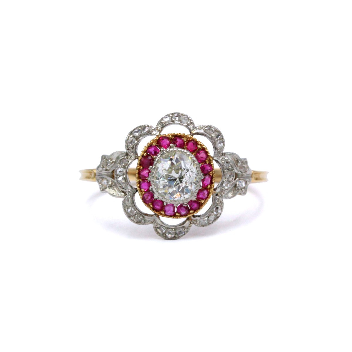 Bague Cocktail Ancienne en Or 750 et Platine, Diamants et Rubis
