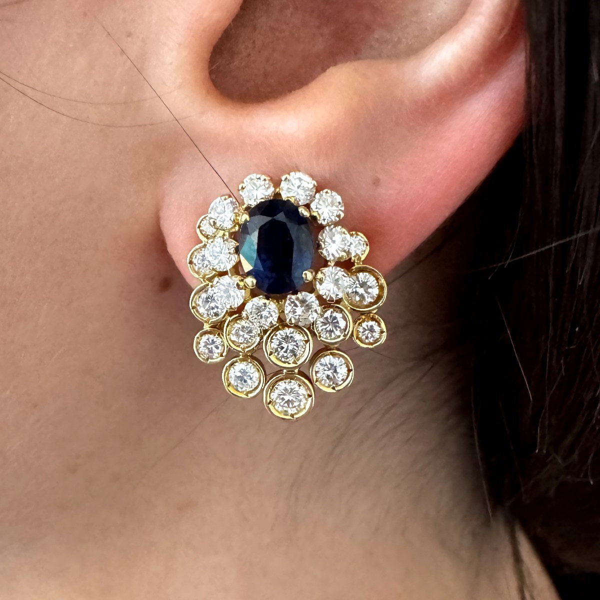 Boucles d'oreilles mobiles en or 750 diamants et saphirs-photo-2
