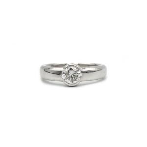 Bague - Or blanc et diamant