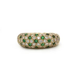 18k Gold Pavé Band Ring Set With Diamonds And Emeralds