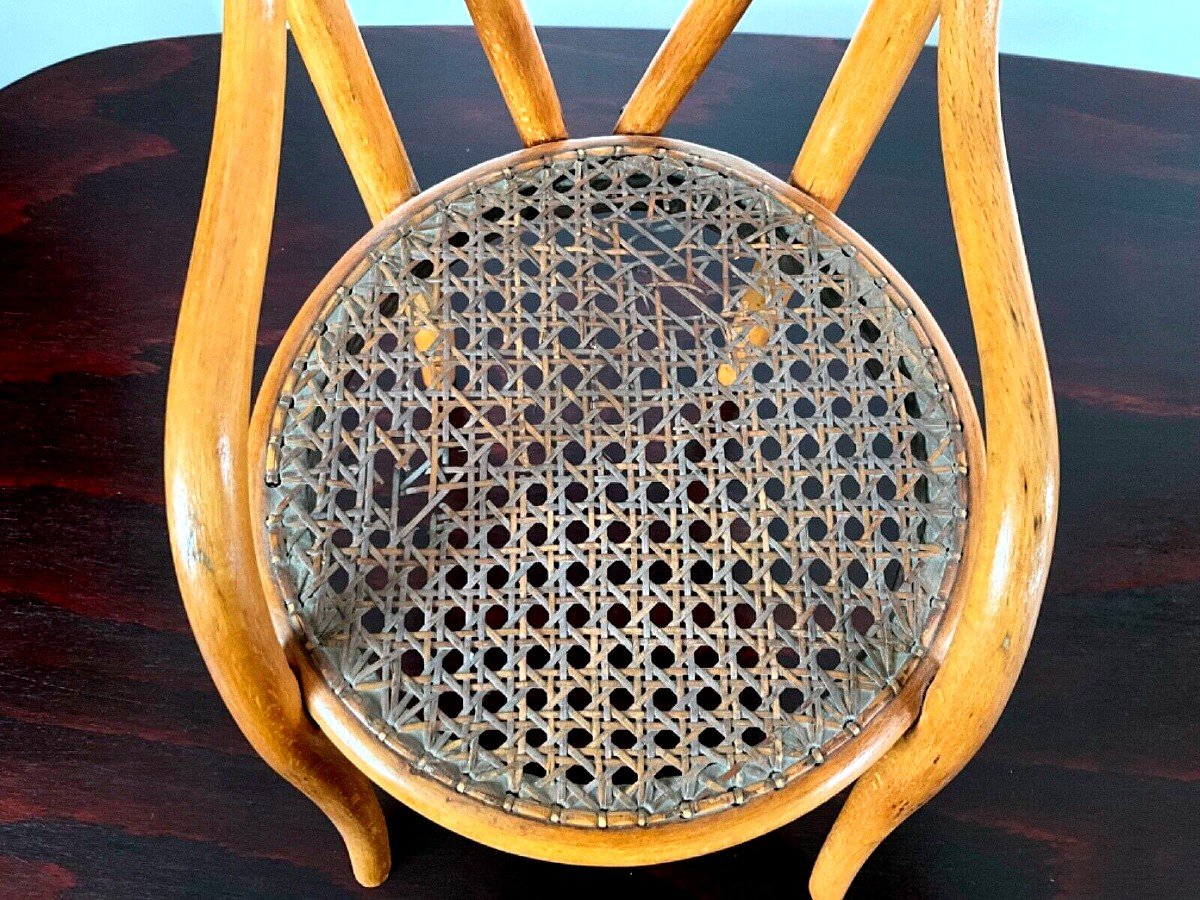 Table Thonet carrée échelle 1:6 pour poupée miniature