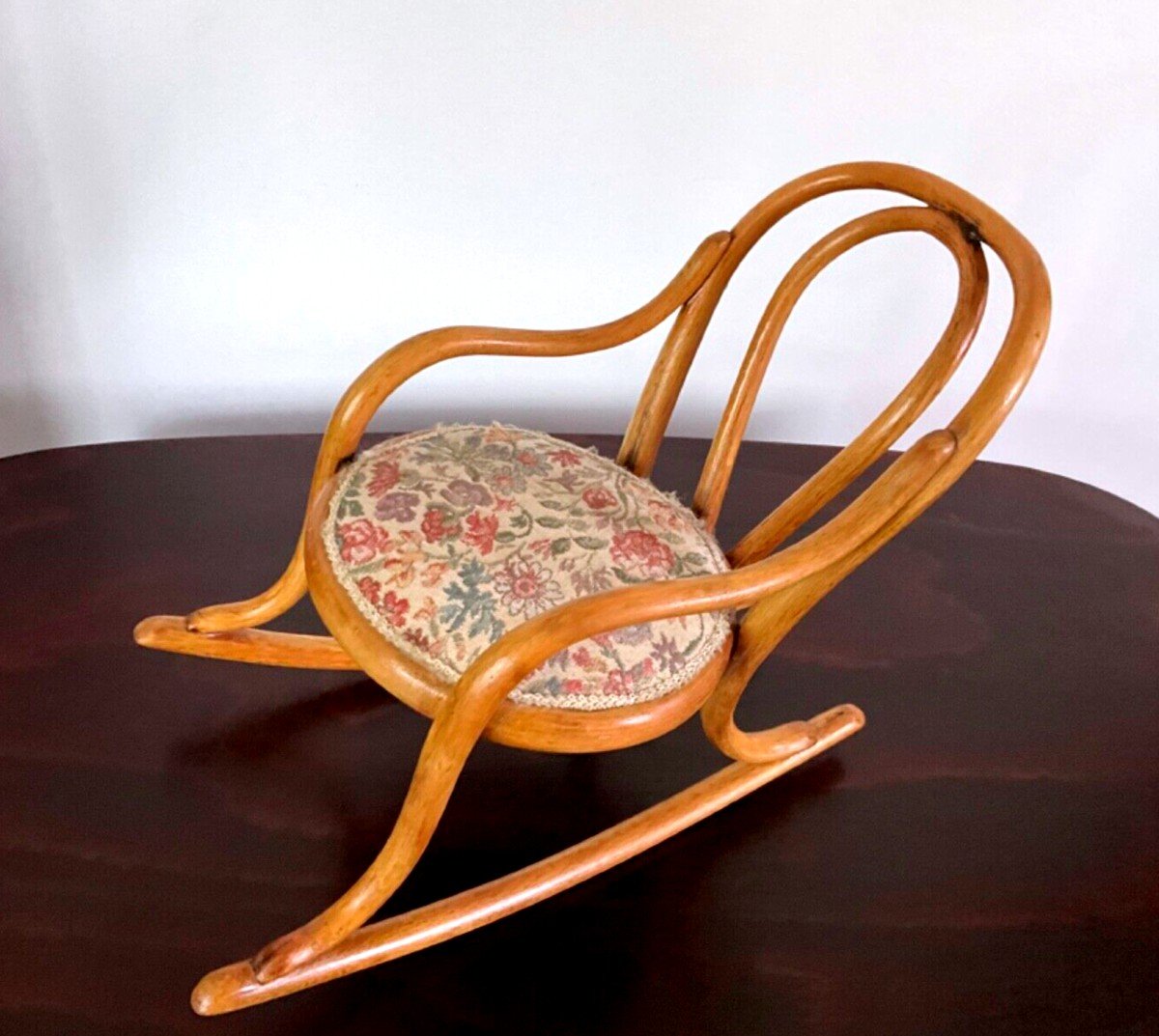 Rocking Chair Poupee Thonet Art Nouveau-photo-2