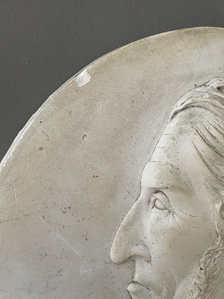 Profil en plâtre, médaillon signé A. Girard 1873-photo-3