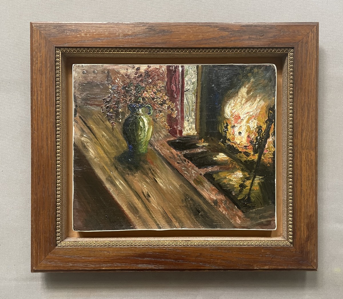 Bouquet de fleurs devant la cheminée, huile sur panneau