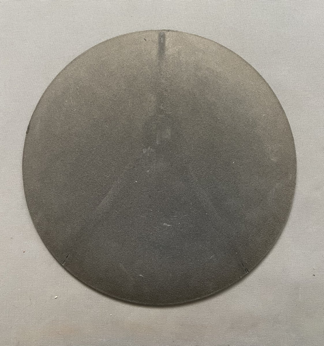  Plat en verre peint à décor de coq, signature à identifier-photo-1
