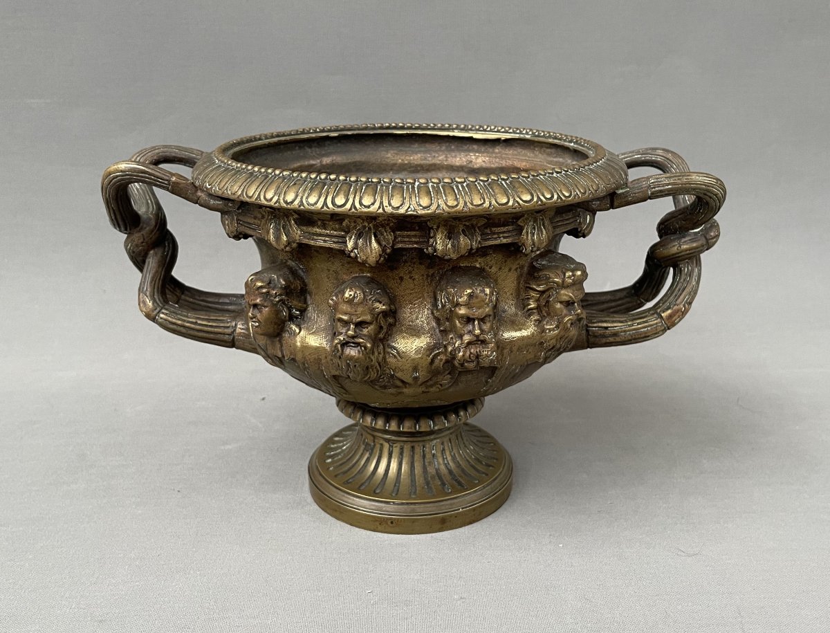 Vase en bronze, style Warwick-photo-2