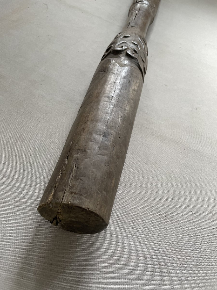 Grand pilon en bois sculpté, indo-pacifique, début XXe-photo-4
