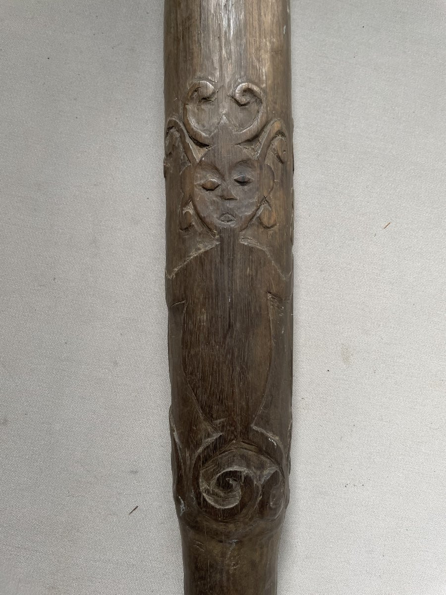 Grand pilon en bois sculpté, indo-pacifique, début XXe-photo-3