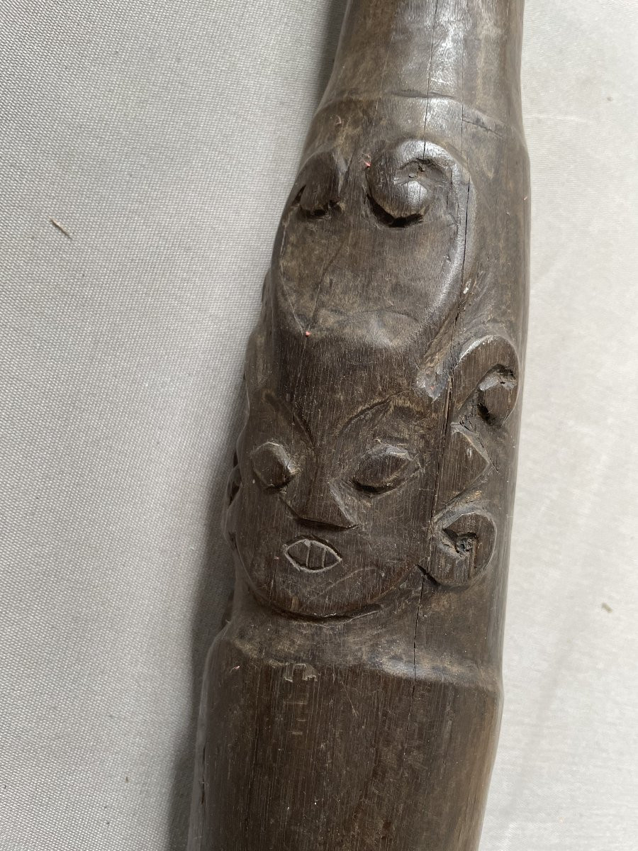 Grand pilon en bois sculpté, indo-pacifique, début XXe-photo-4