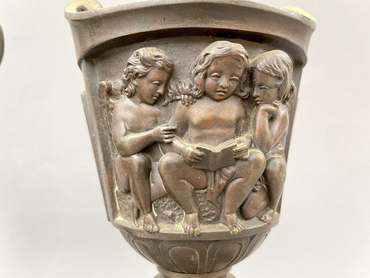Paire de cassolettes en bronze à décor de putti-photo-3