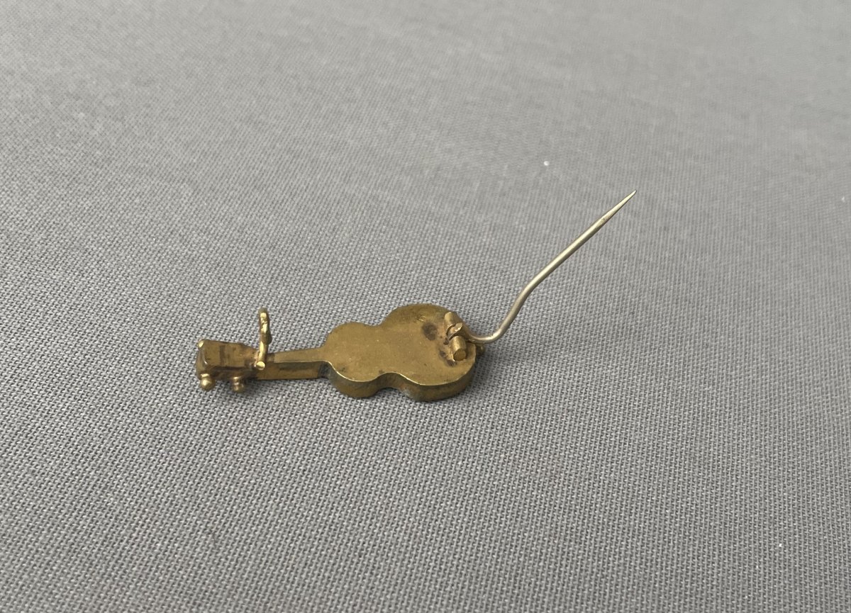 Broche en micro mosaïque en forme de guitare-photo-3