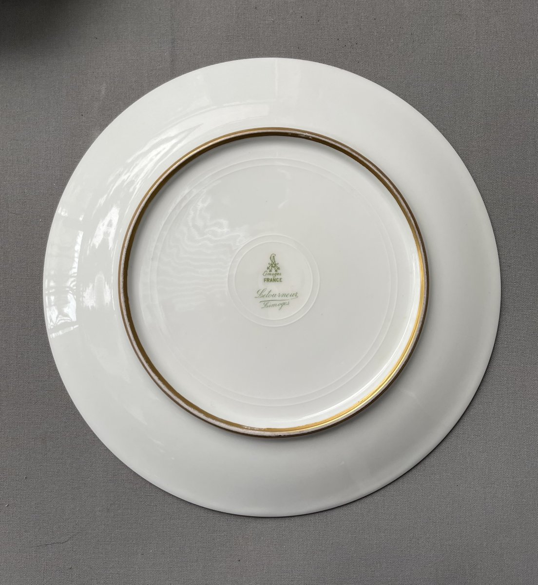Letourneur à Limoges, assiette en porcelaine-photo-3