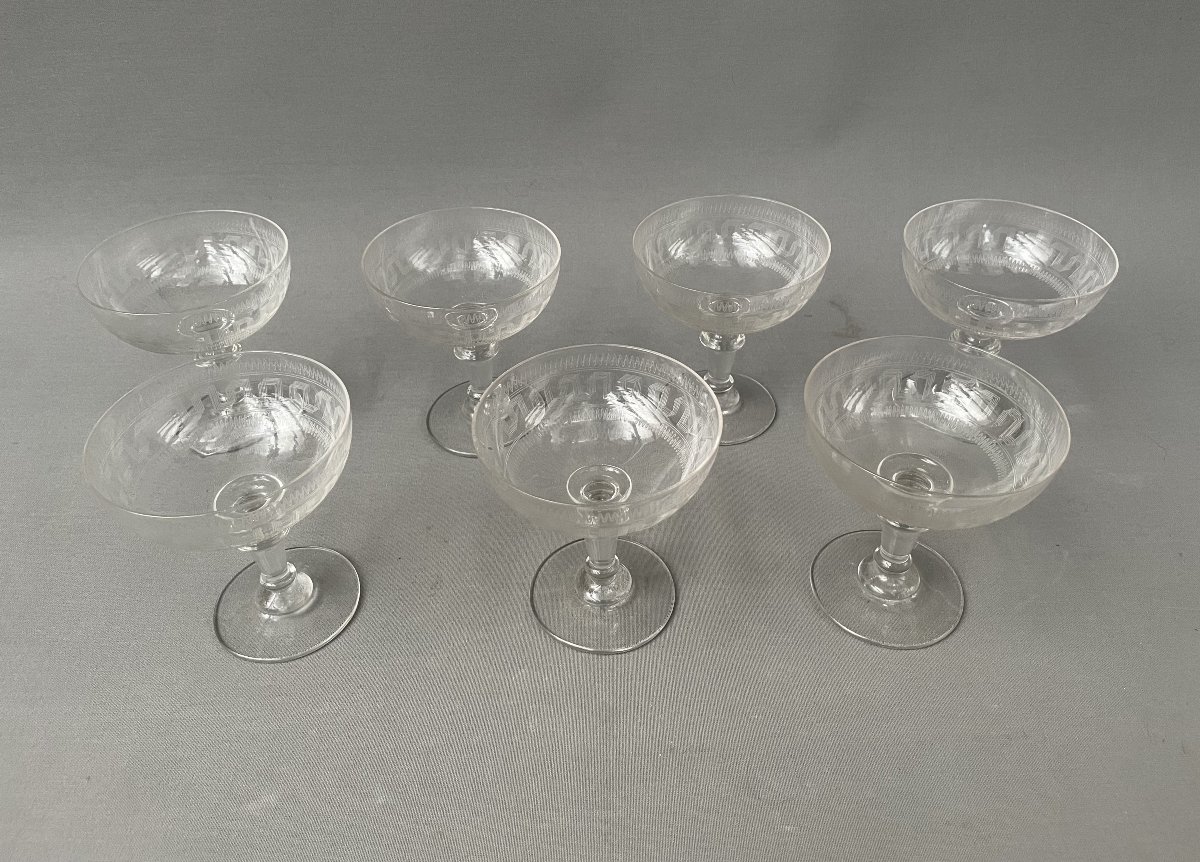 Coupes à Champagne en verre gravé-photo-2