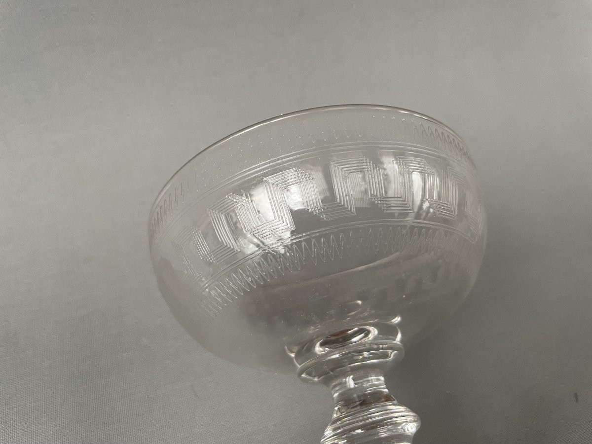 Coupes à Champagne en verre gravé-photo-1