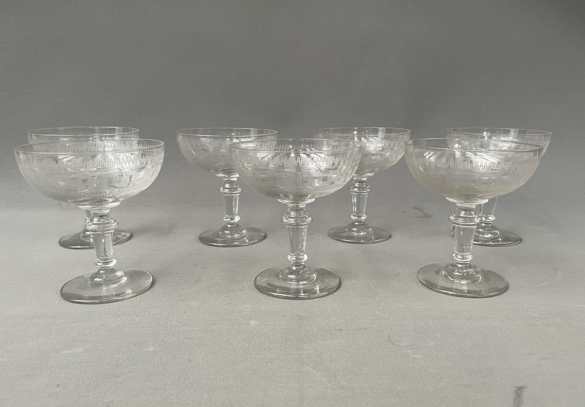 Coupes à Champagne en verre gravé