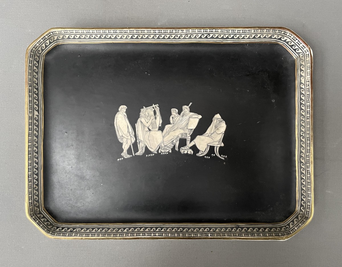 Plateau en porcelaine anglaise, décor à l'Antique