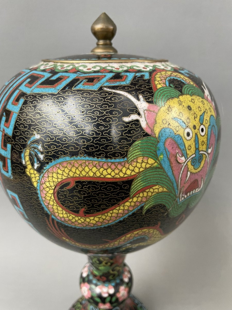 Cloisonné Covered Jar, China, Early 20th Century-photo-1
