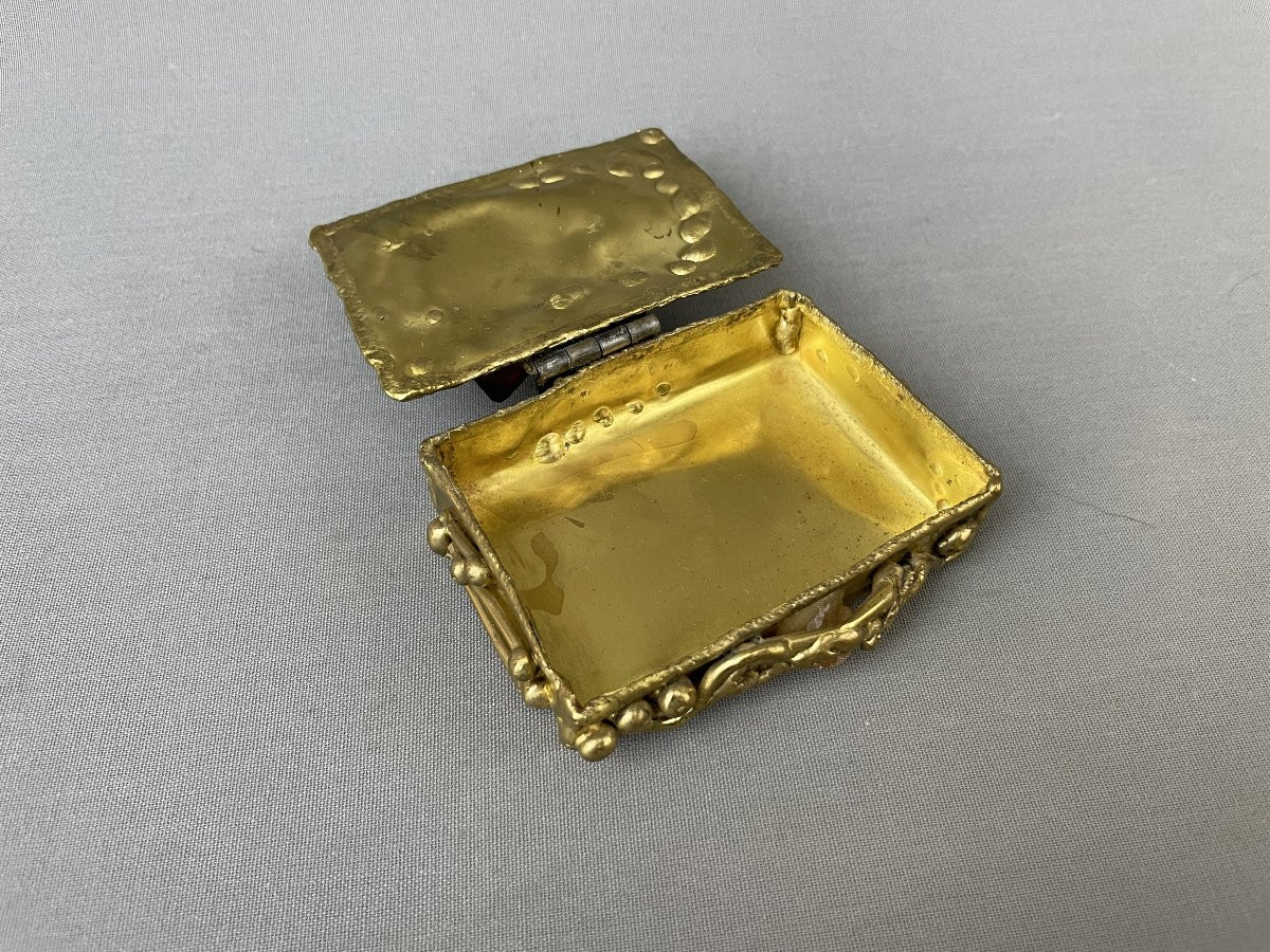 Petit coffret en laiton et cristaux-photo-3