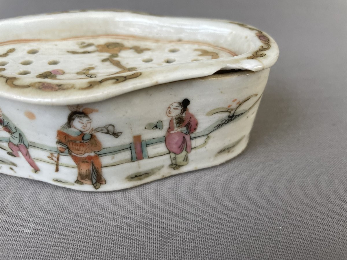 Boite à grillons en porcelaine, Chine, XIXe-photo-1