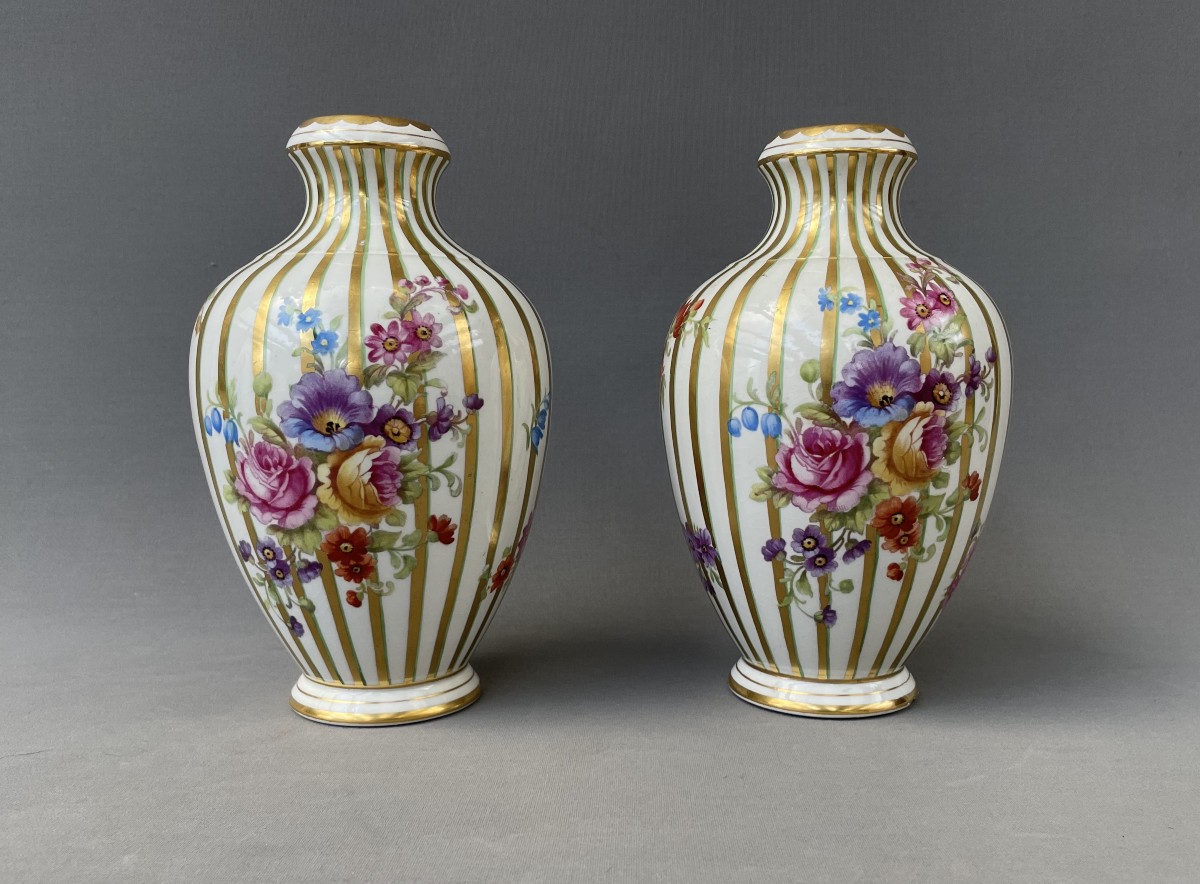 Paire de vases en porcelaine allemande, début XXe