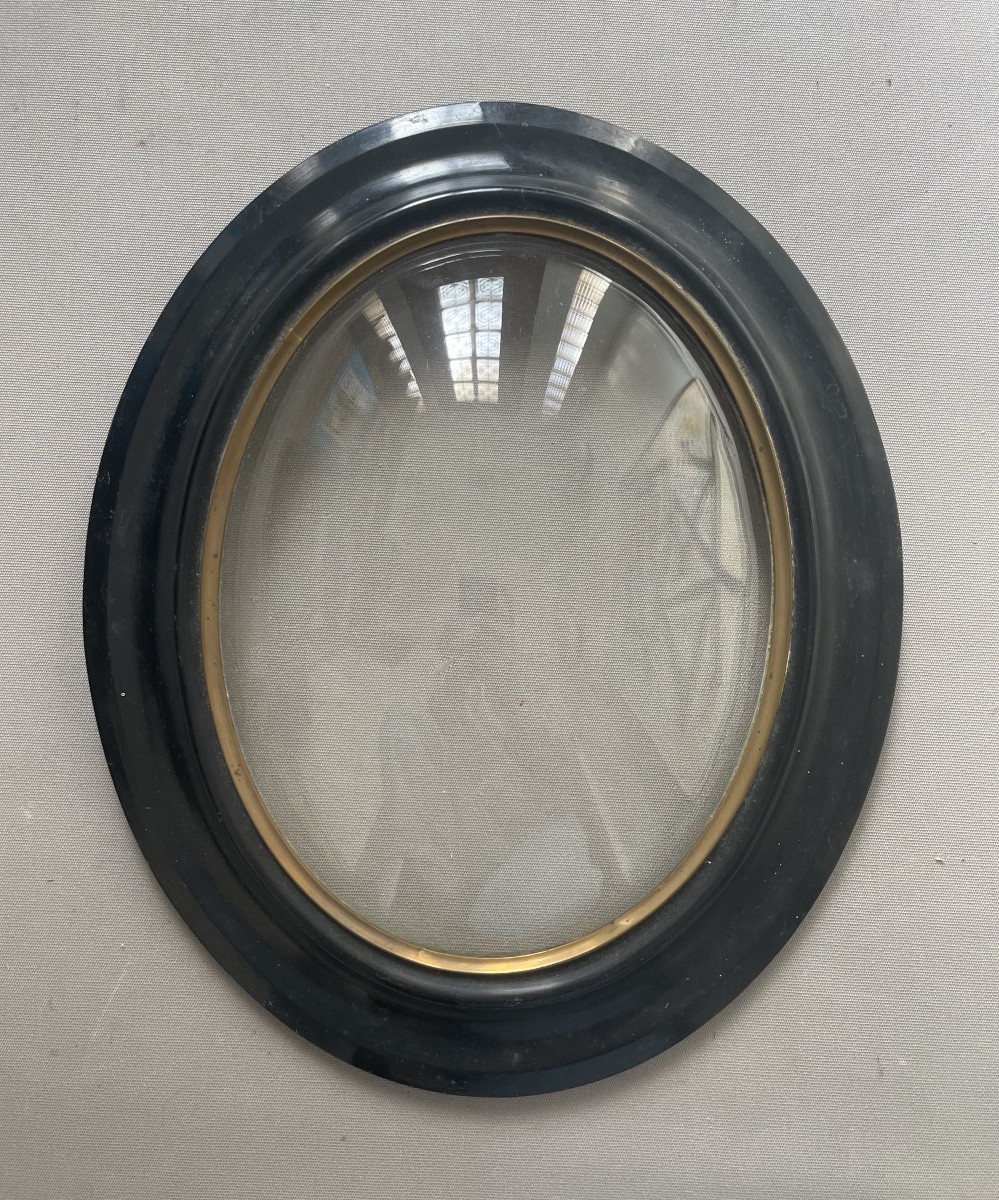 Cadre Napoléon III, verre bombé