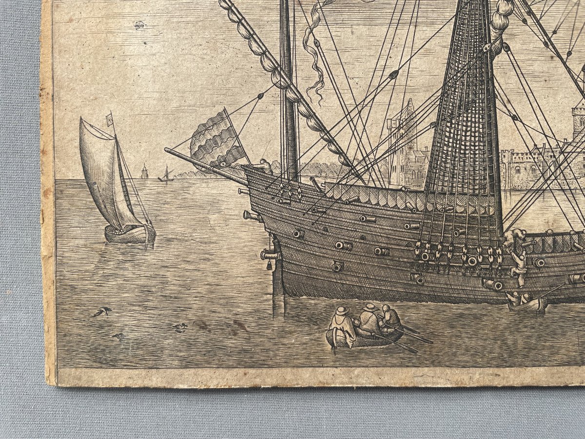 Frans Huys d'après Pieter Bruegel l'Ancien, trois-mâts armé ancré près d'une ville-photo-1