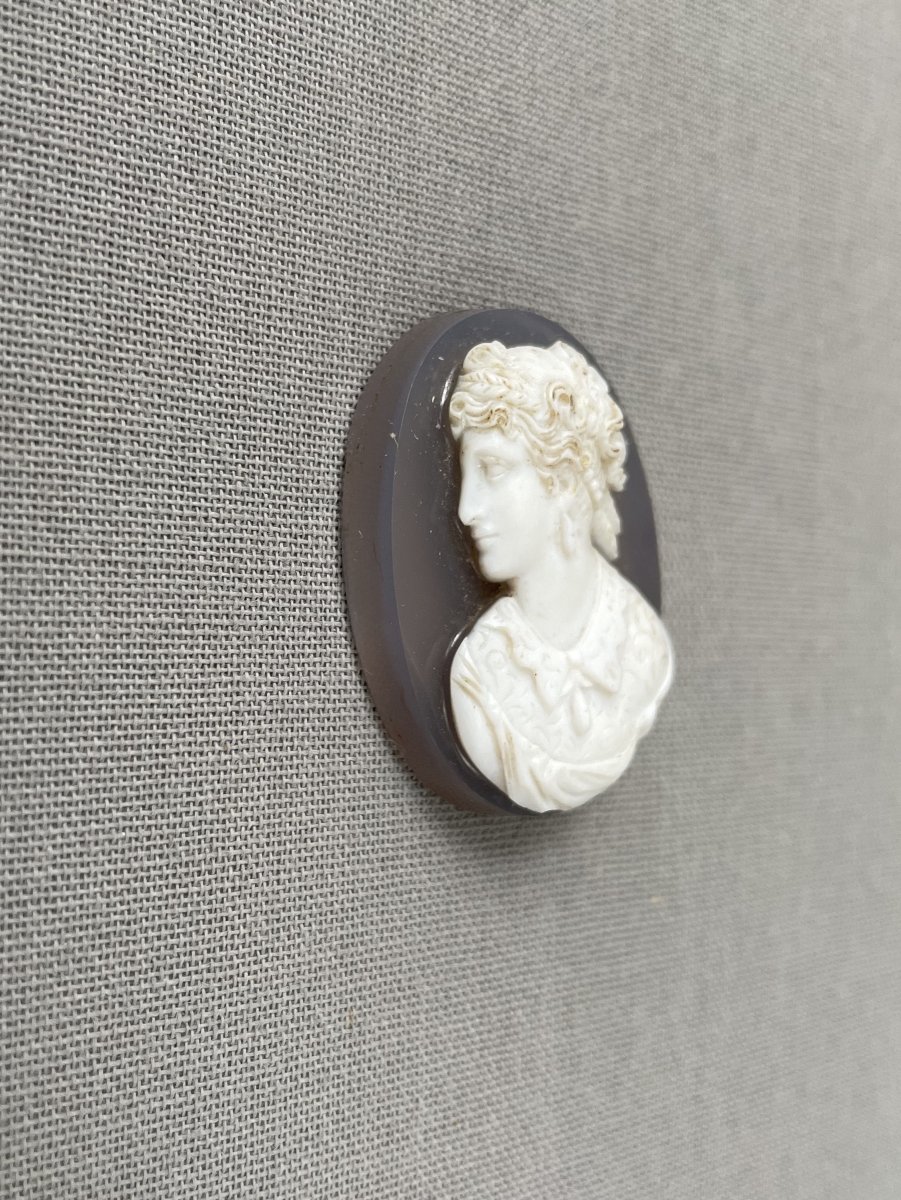 Cameo On Agate, Profile Of A Woman-photo-2