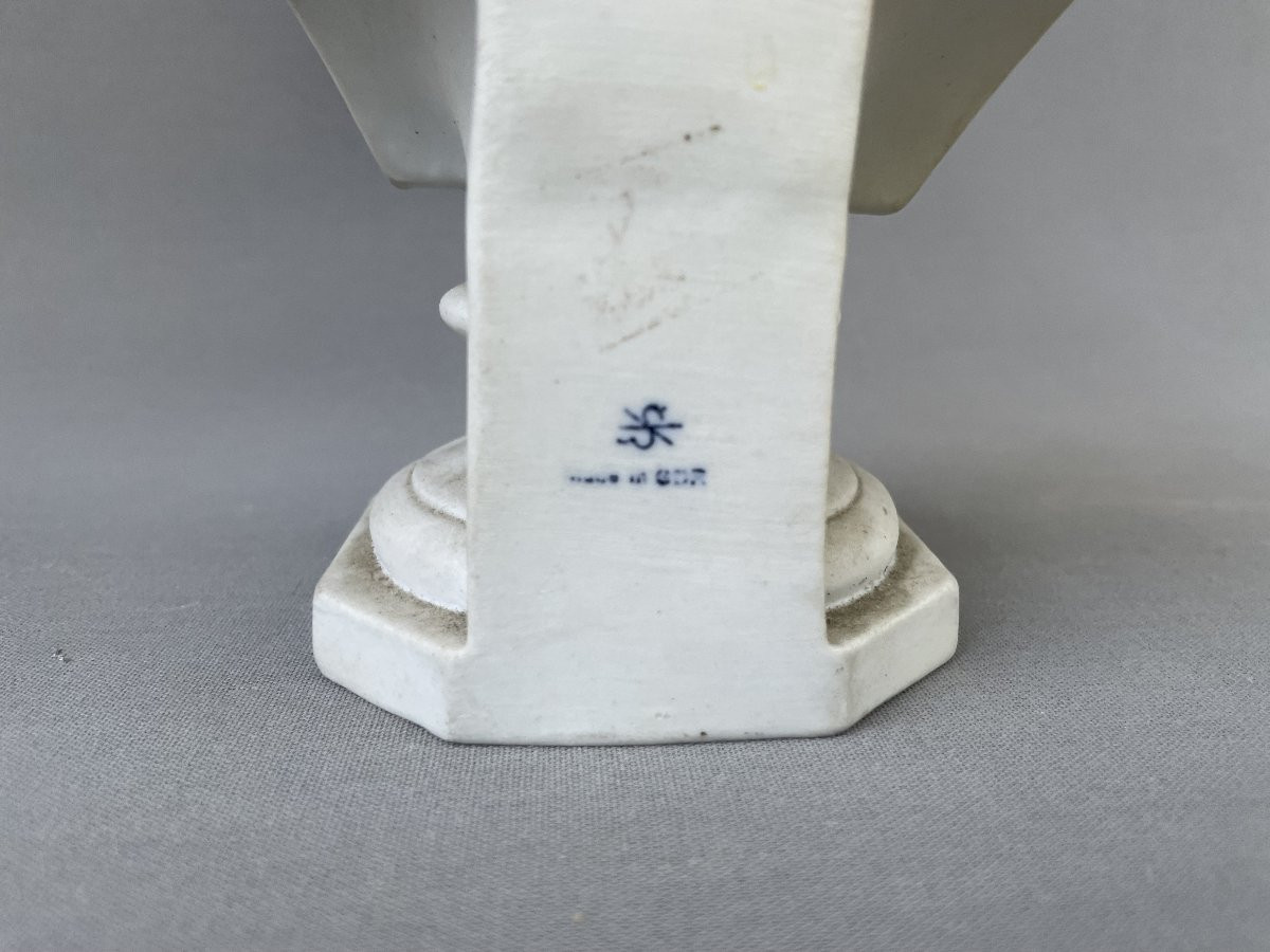 Wagner Bisque Bust-photo-1