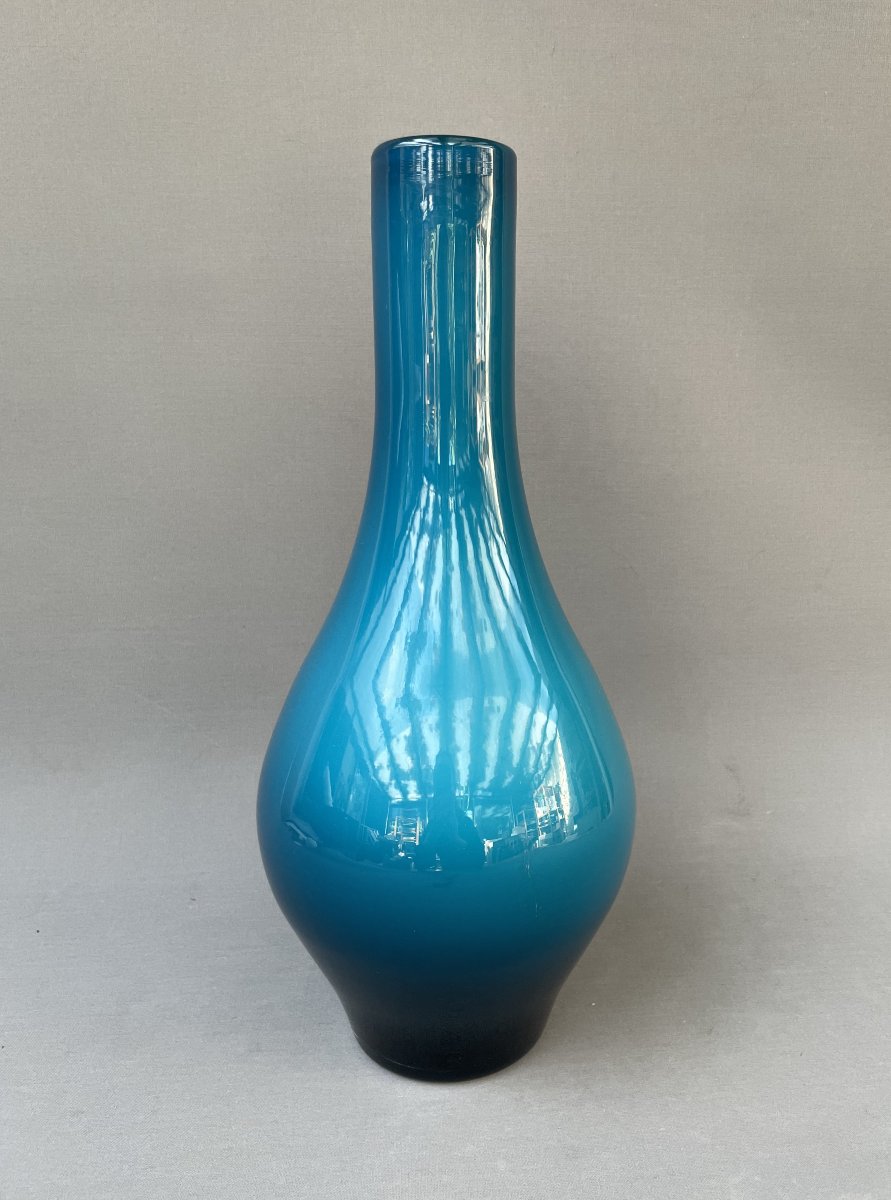 Grand vase décoratif en verre bleu, XXe-photo-2