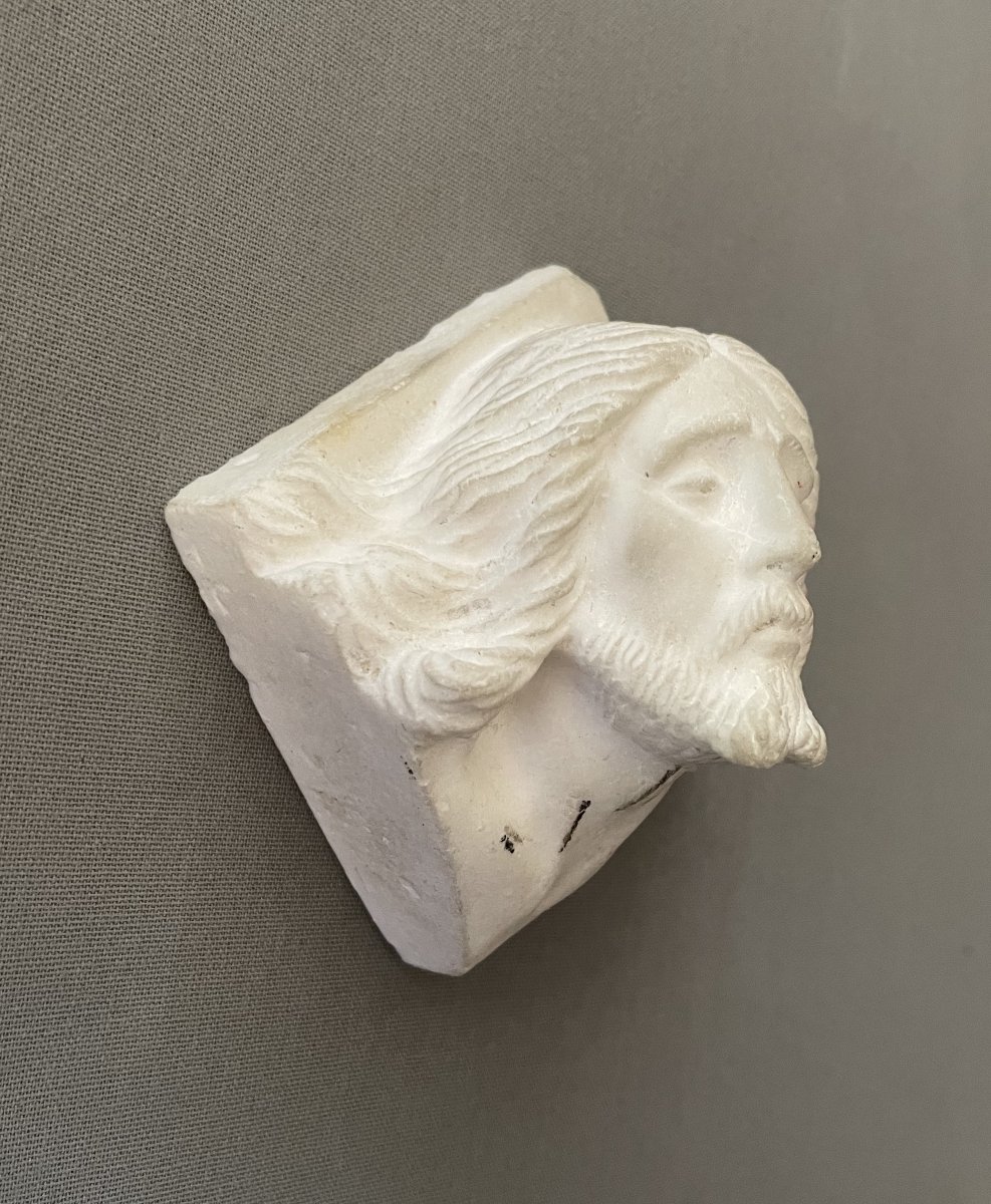 Tête de Christ en albâtre-photo-2